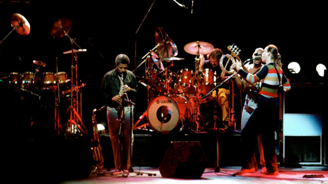 Джаз-фьюжн — поджанр джаза, возникший в конце 1960-х — начале 1970-х годов