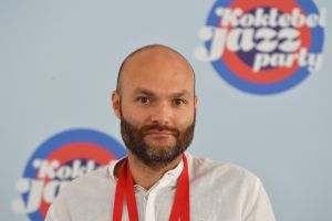 Арт-директор Международного фестиваля Koktebel Jazz Party, джазовый музыкант Сергей Головня на пресс-конференции, посвященной открытию Международного джазового фестиваля Koktebel Jazz Party - 2021 в Крыму