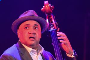 Участник джазового коллектива "International Jazz Ensemble" Якова Окуня выступает на Международном джазовом фестивале Koktebel Jazz Party - 2021 в Крыму